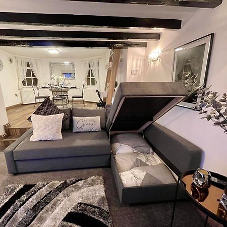 Tollgate House - Luxury Cozy Cottage - Huge Hot Tub - Alton Towers تشيدل المظهر الخارجي الصورة