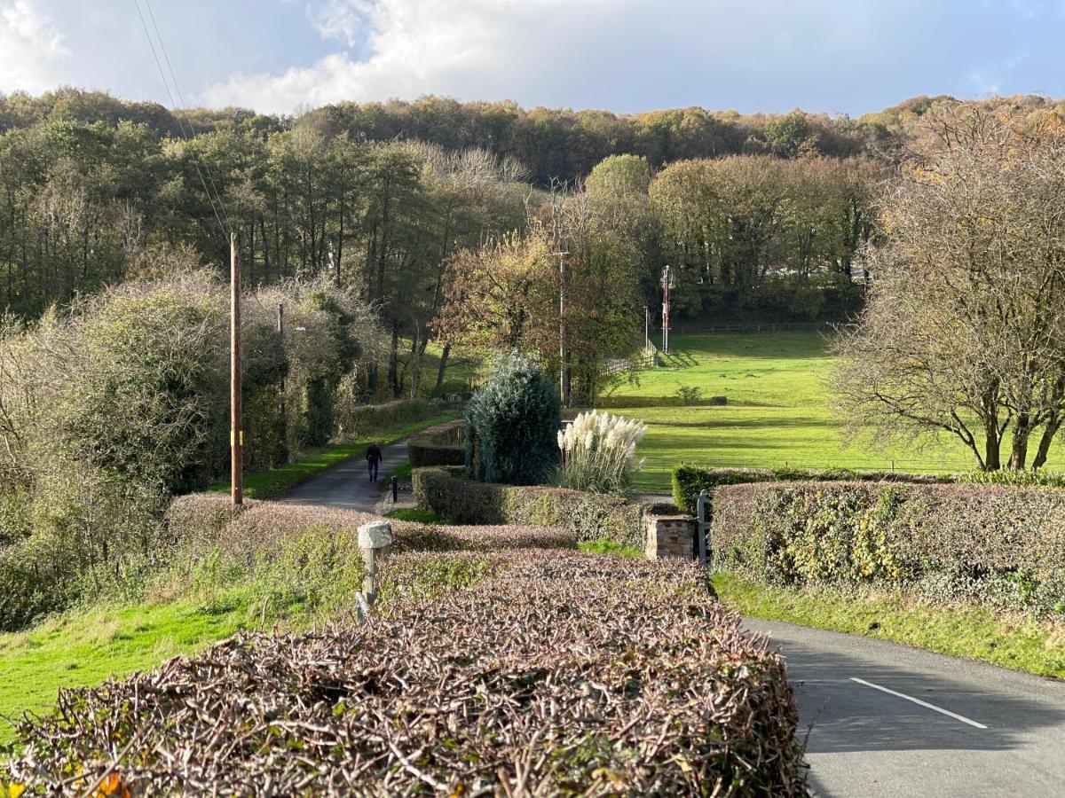 Tollgate House - Luxury Cozy Cottage - Huge Hot Tub - Alton Towers تشيدل المظهر الخارجي الصورة